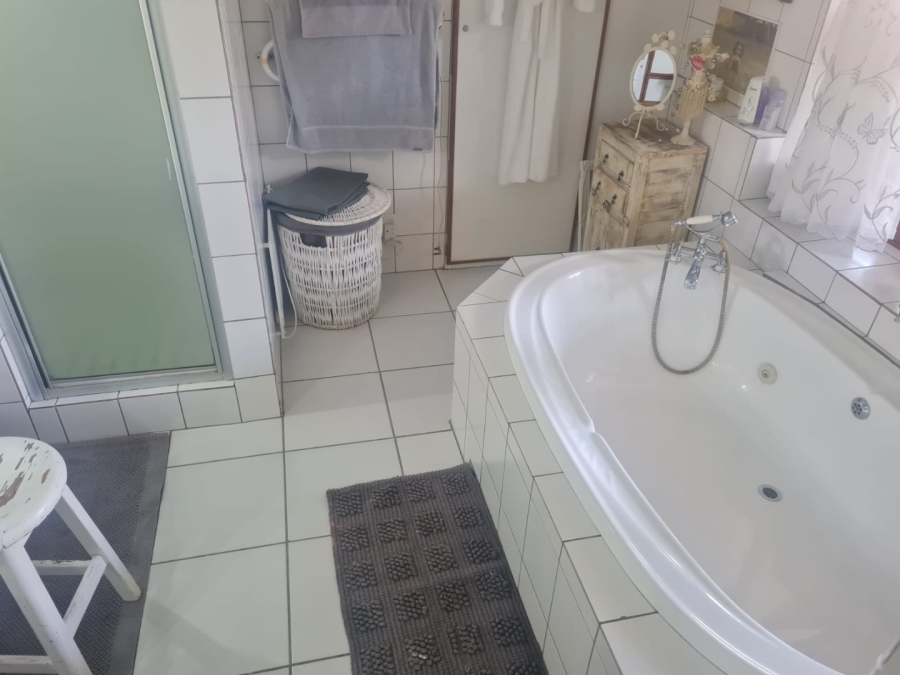7 Bedroom Property for Sale in Dan Pienaar Free State